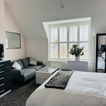 Penthouse Suite, Sea View, Close To Shops, Beach And Train St Leonards-on-Sea Eksteriør bilde