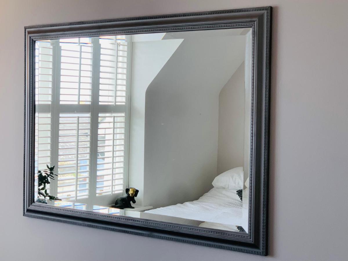 Penthouse Suite, Sea View, Close To Shops, Beach And Train St Leonards-on-Sea Eksteriør bilde