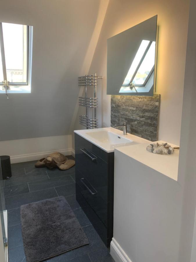 Penthouse Suite, Sea View, Close To Shops, Beach And Train St Leonards-on-Sea Eksteriør bilde