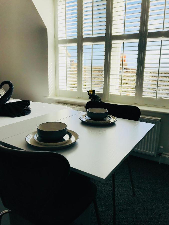 Penthouse Suite, Sea View, Close To Shops, Beach And Train St Leonards-on-Sea Eksteriør bilde