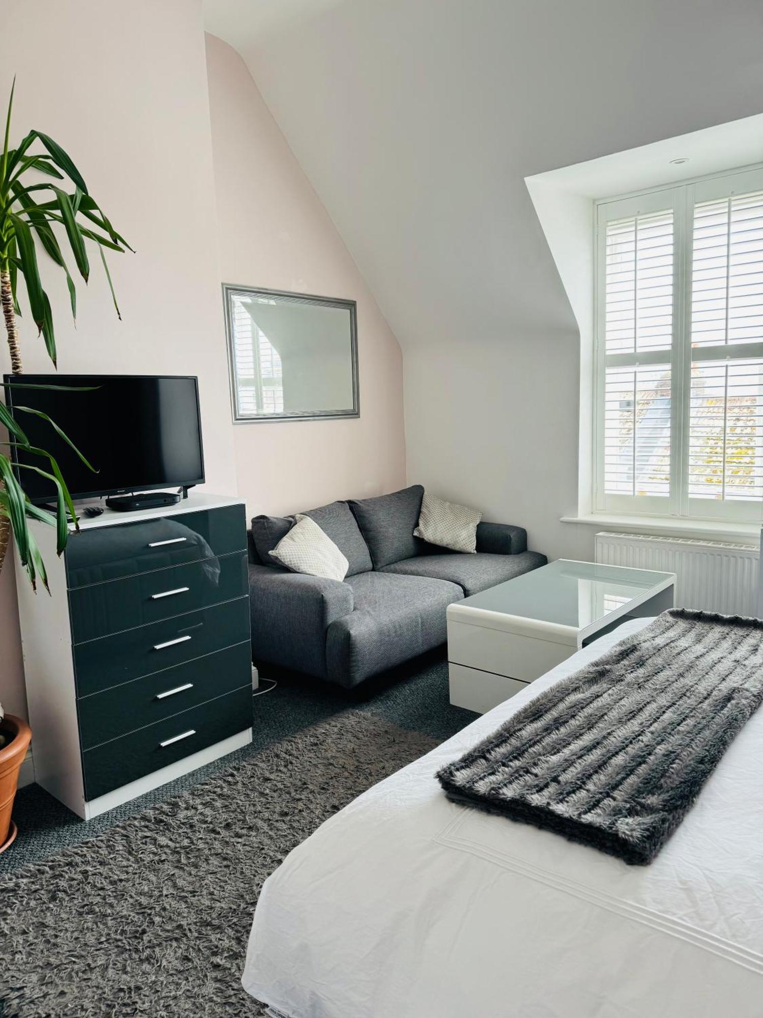 Penthouse Suite, Sea View, Close To Shops, Beach And Train St Leonards-on-Sea Eksteriør bilde