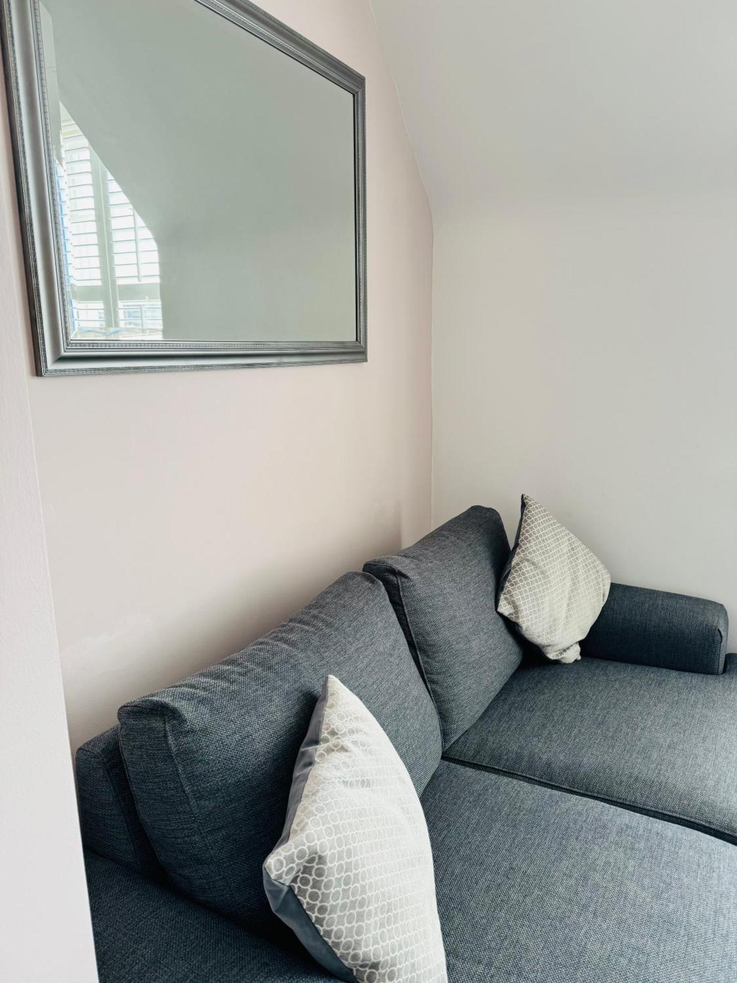 Penthouse Suite, Sea View, Close To Shops, Beach And Train St Leonards-on-Sea Eksteriør bilde